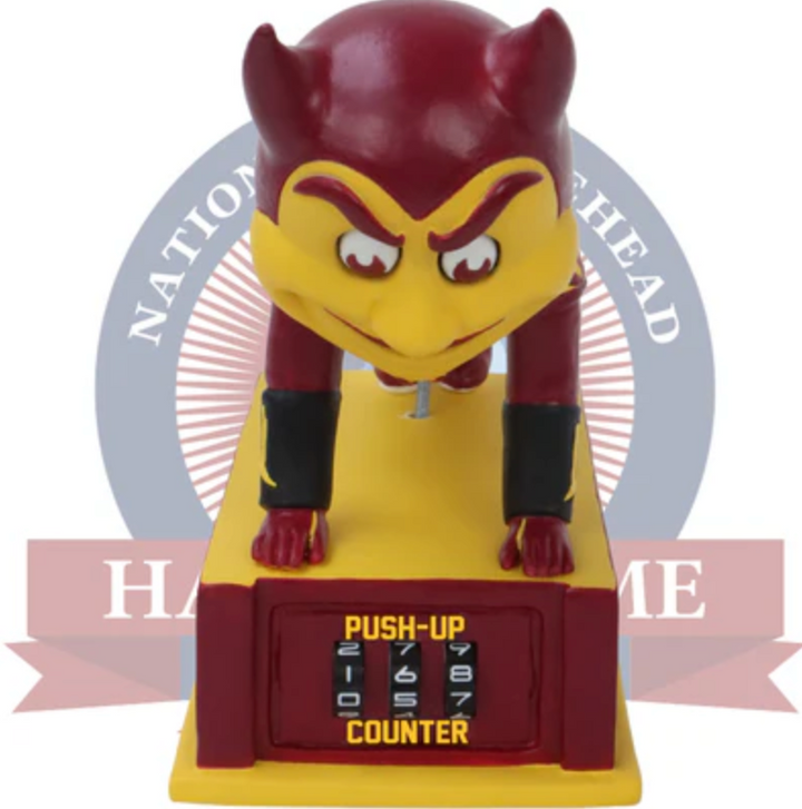 Animated character push-up counter with red and yellow colors