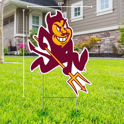 ASU lawn sign in front yard of Sparky